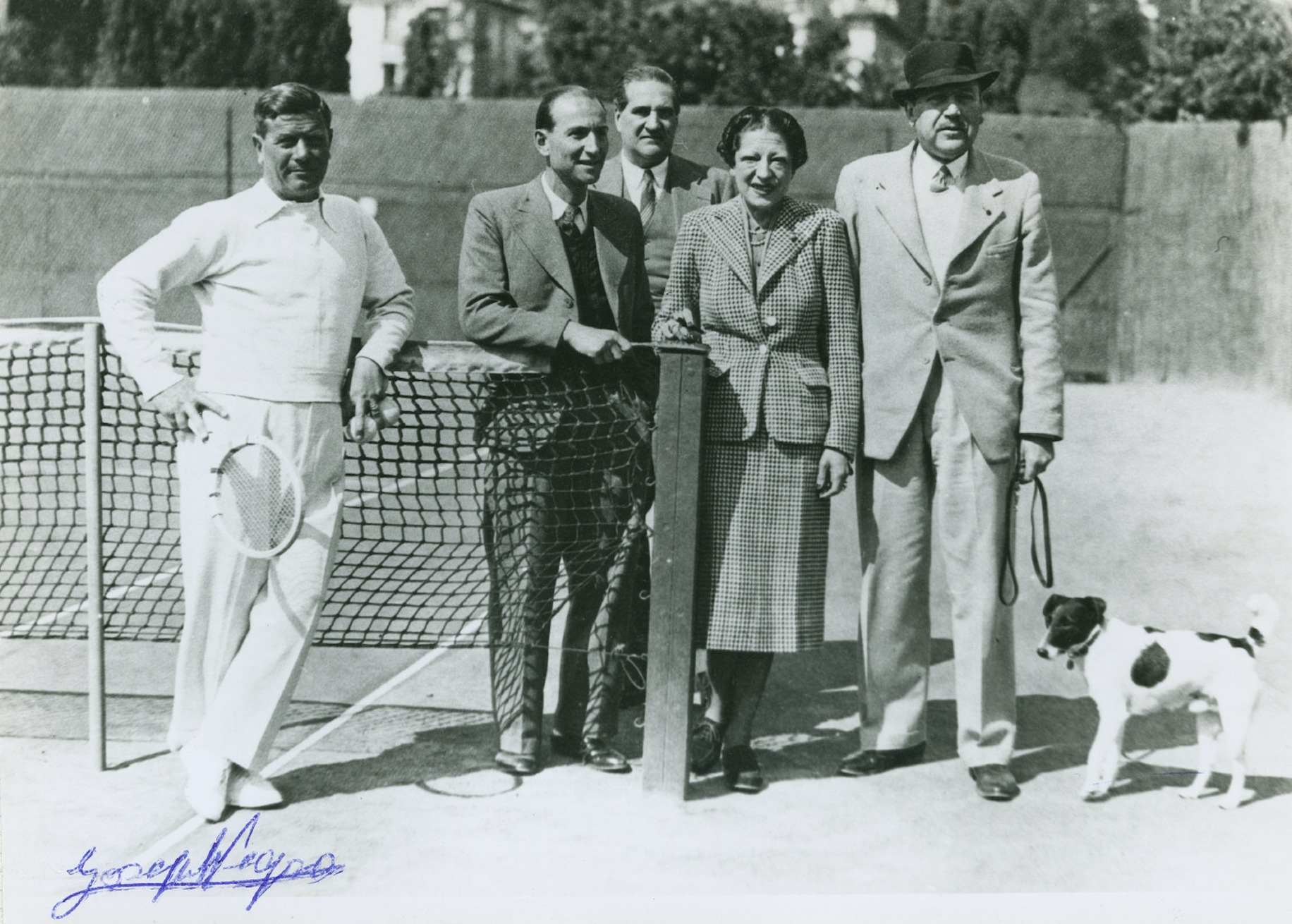 Joseph Negro (far left), René Tissot, Emmanuel Defforges, Suzanne Lenglen, Negro’s former student and among the greatest champions in tennis history, and Pierre Gillou, President of the French Tennis Federation (1930-40) and of the International Tennis Federation (1938-47). Nice, France. April 1938. Courtesy of Gérald De Feo.